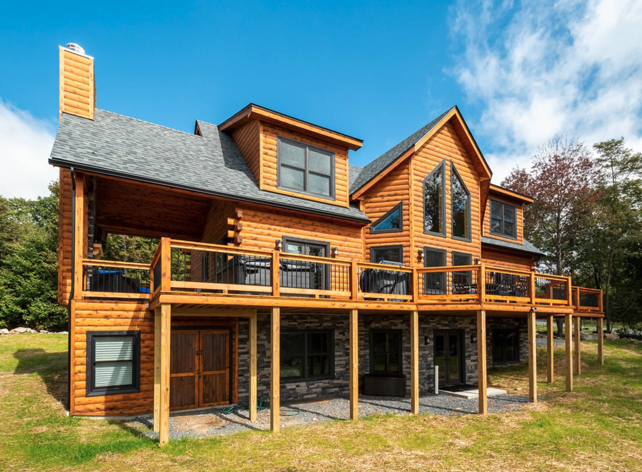 Cedar Ridge Log Homes & Construction